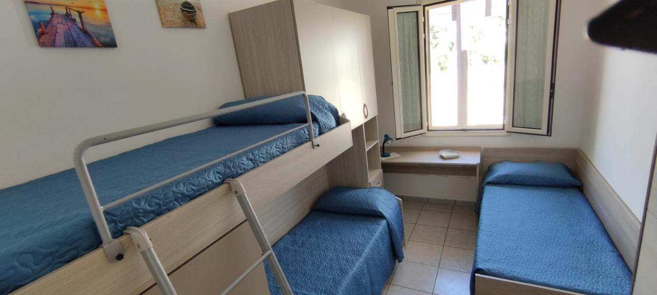 Casa Vacanze Il Sorriso Di Emi Torre Suda Eksteriør billede